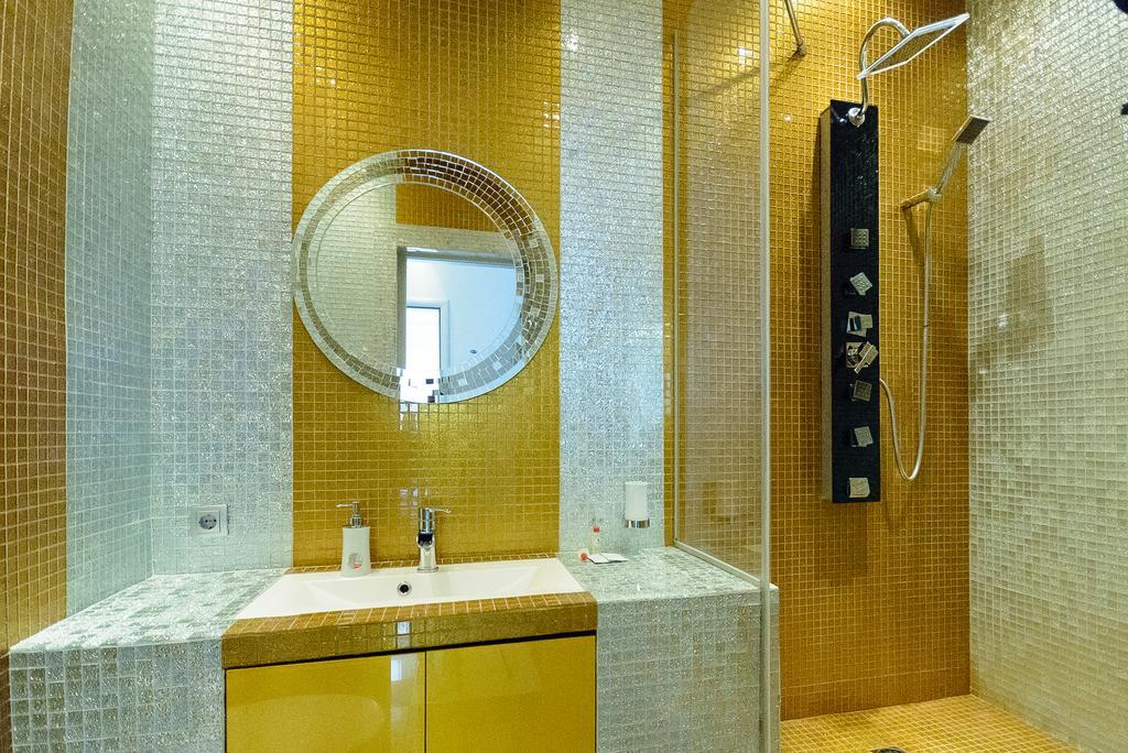 Розкішні Люкс Апартаменти Біля Майдану Kiew Exterior foto